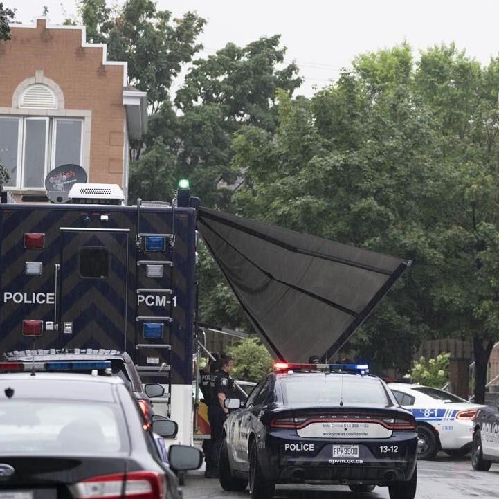 Montreal police find suspect drowned after mother, daughter found dead in home